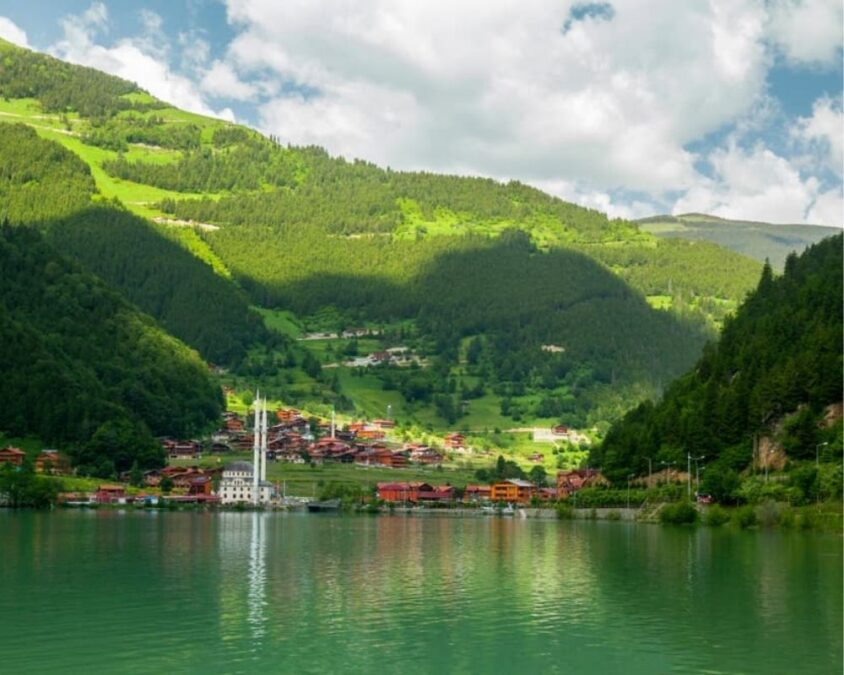 Uzungöl'de Sabah Sisleri Foto Safari