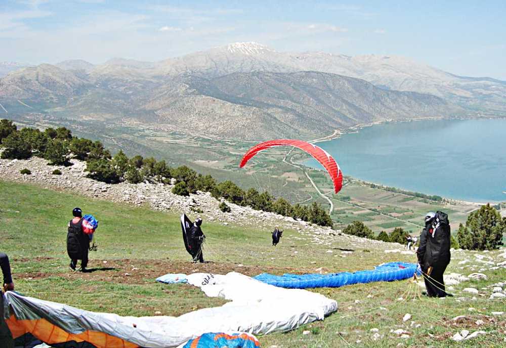 Çoruh Nehri & Yamaç Paraşütü Turu
